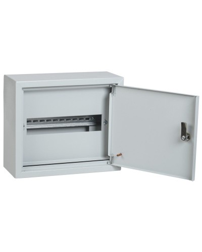 ЩРн-12з 265х310х120 IP31 GENERICA (MKM14-N-12-31-Z-G). Щит распределительный навесной с замком. GENERICA в Миассе
